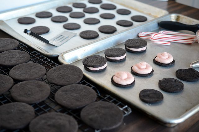 Homemade weed oreo cookies.jpg