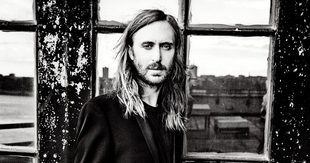 rs-173202-David-Guetta--MAIN1-credit-Ellen-Von-Unwerth-original1.jpg