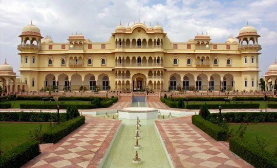 Nahargarh Fort.jpg