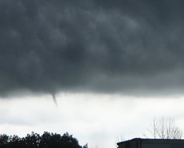 Funnel cloud 7-18-15 I-69.jpg