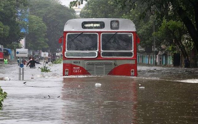 mumbai-rain-2.jpg