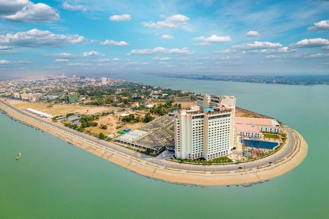 sokha-phnom-penh-hotel-over-view.jpg