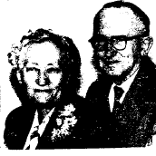 J McGavock y señora y hijo Jimmie edad 14 en 1942 de Parker's recuerdos pag 23.PNG