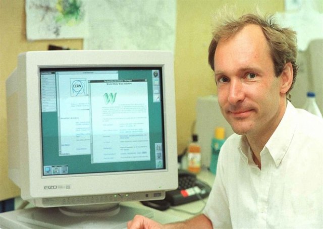 berners-lee_resize_md.jpg