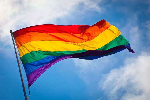 Por-que-la-bandera-LGBT-tiene-esos-colores-2.jpg