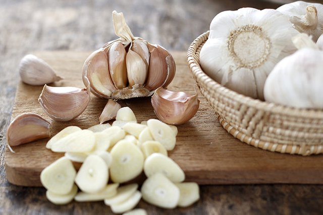 Benefits-Of-Garlic-For-Babies.jpg