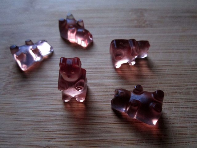 Gummy Bears 1k.jpg