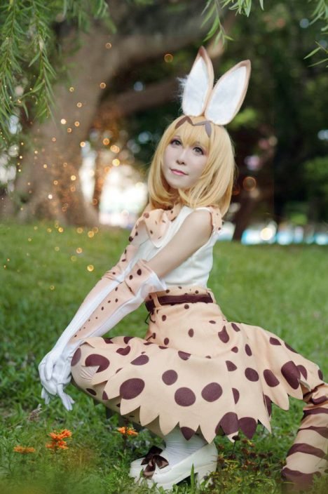 Serene-Outdoors-Serval-Cosplay-5-468x704.jpg