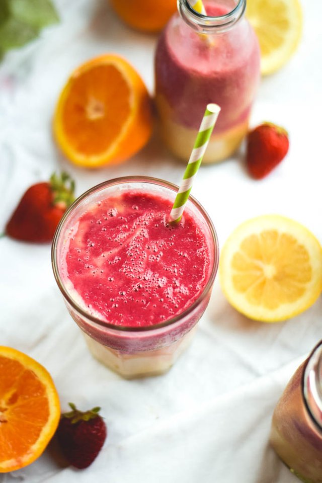 Summertime Starburst Turmeric Smoothie (vegan+gf) (10).jpg