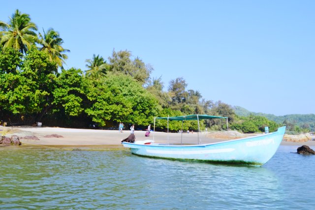 Om Beach, Karnataka, India.JPG