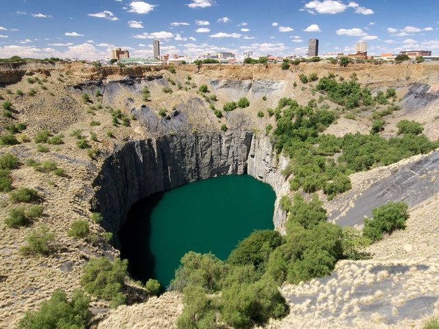 the-big-hole-kimberley-south-africa-4.jpg