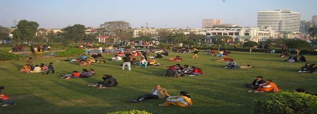 central-park-connaught-place-delhi-parks-1yxrccg.jpg
