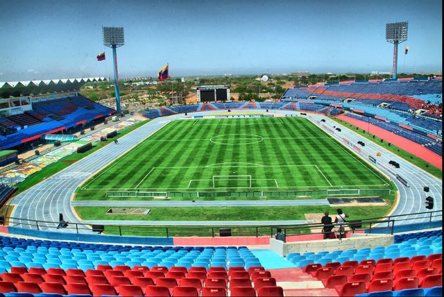 Estadio José Encarnación 'Pachencho' Romero.jpg