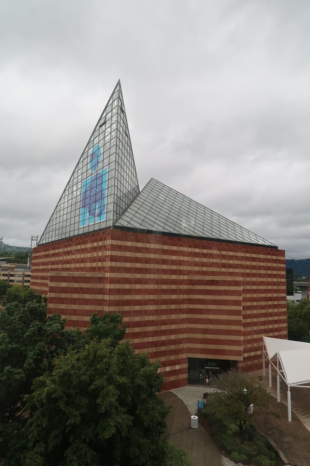 View of the river journey building from the ocean journey The Tennessee Aquarium in Chattanooga.JPG