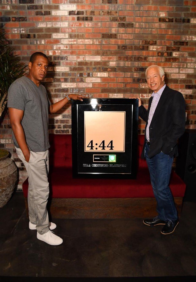 jay-z-platinum-444-1499265314-640x921.jpg