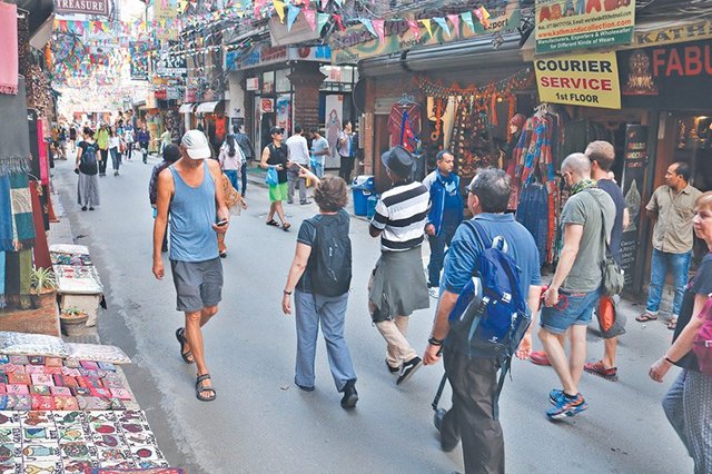 No-Vehicle-Zone-Thamel--4--23102017073611-1000x0.jpg