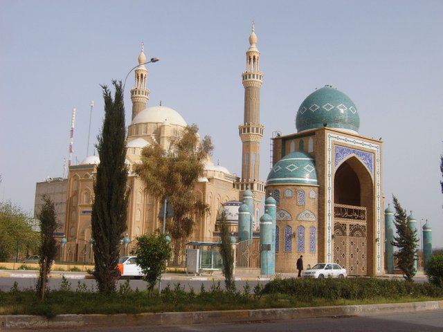 Mosque - Jalil Khayat & his Children's Mosque Erbil 0.0 201303023.JPG