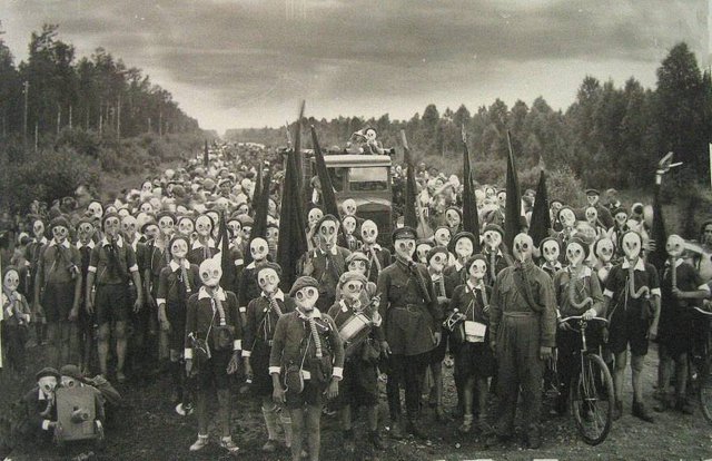 gas-masks.jpg