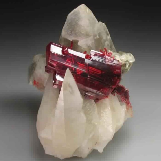 amazing-stones-minerals-19__700.jpg