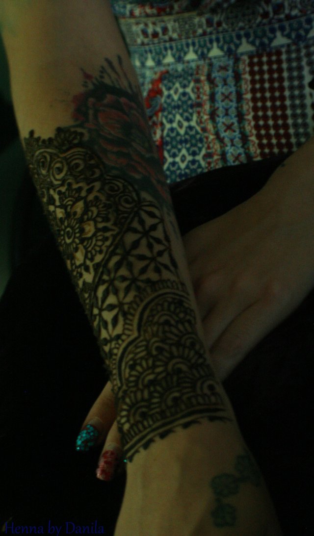 ariels henna.jpg