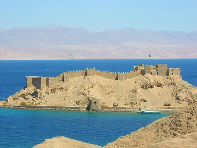 1024px-Aqaba_Castle.jpg