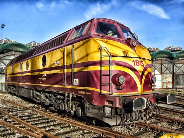 train-143847_1920.jpg