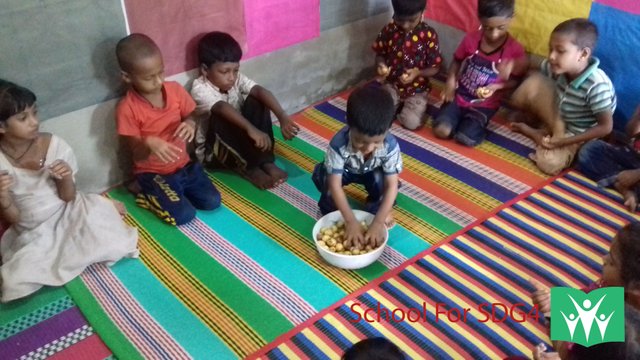 Weekly Fruits Program Lotkon