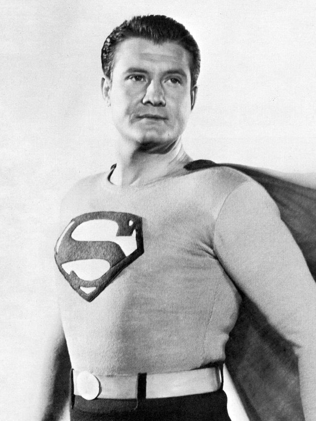 george-reeves-superman-publicity.jpg