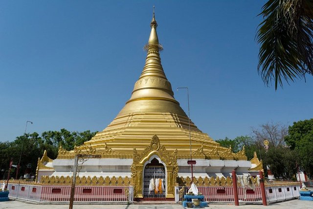 10web-burmese-lokamani-cula-pagoda-at-lumbini-nepal-myanmars-pagoda.jpg