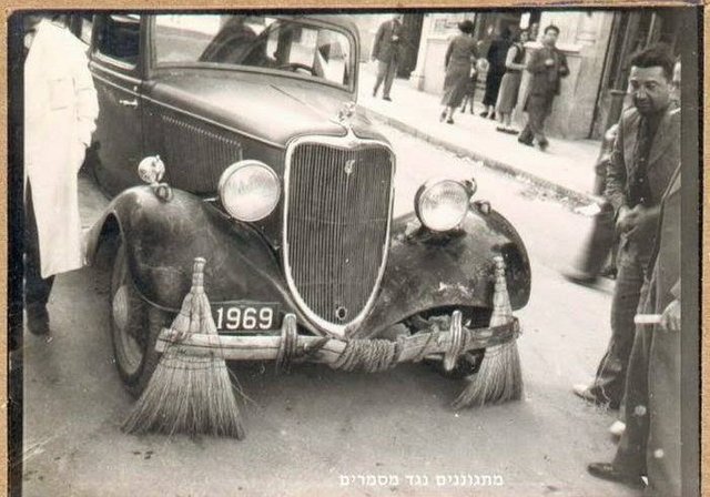 Rolls-Royce-Homemade-Street-Sweeper-1930s-700x490.jpg