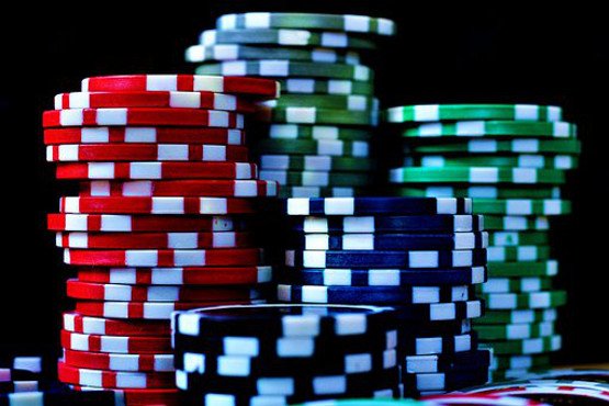 poker-chips-2430015__340.jpg