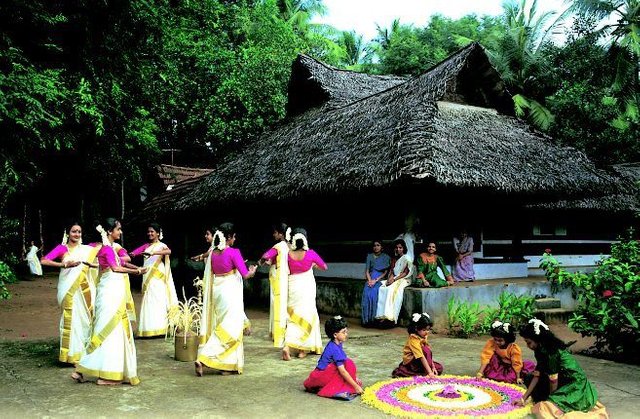 thiruvathirakali-kerala-cultural.jpg