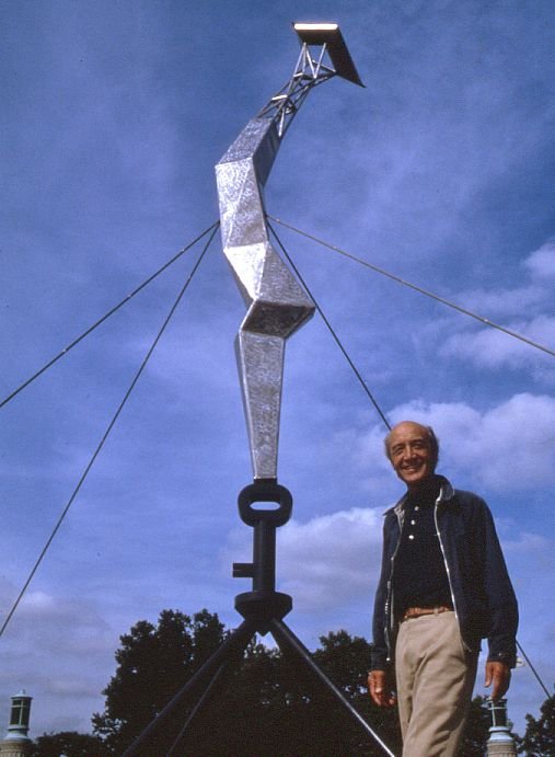 Noguchi-and-Bolt-Lightning_Photo©aPA.jpg