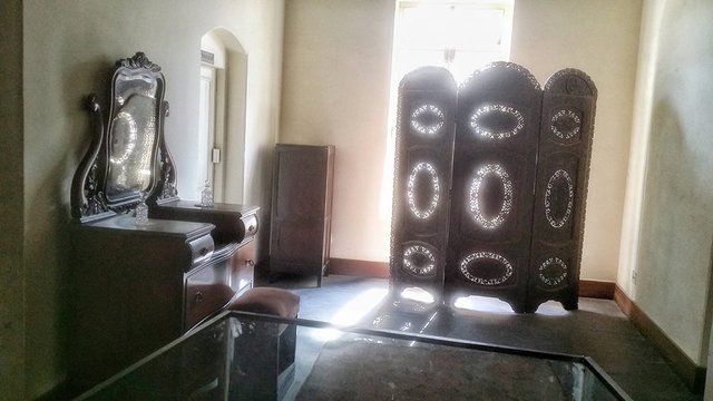 fatima-jinnah-dressing-room.jpg