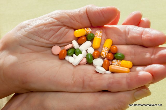 bigstock-Cocktail-Of-Pills-And-Tablets-52225042-640-pix.jpg