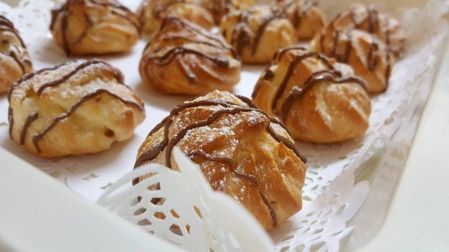 Profiteroles-maison3-1024x576.jpg