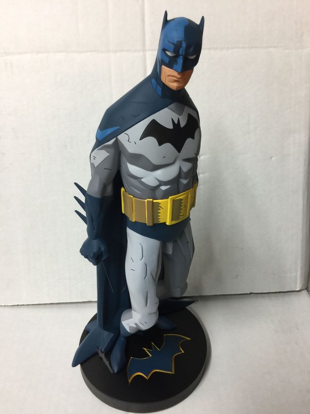 Mike Mignola DC Designer Series BATMAN Statue — Steemit