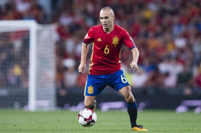 Iniesta-Spain..jpg