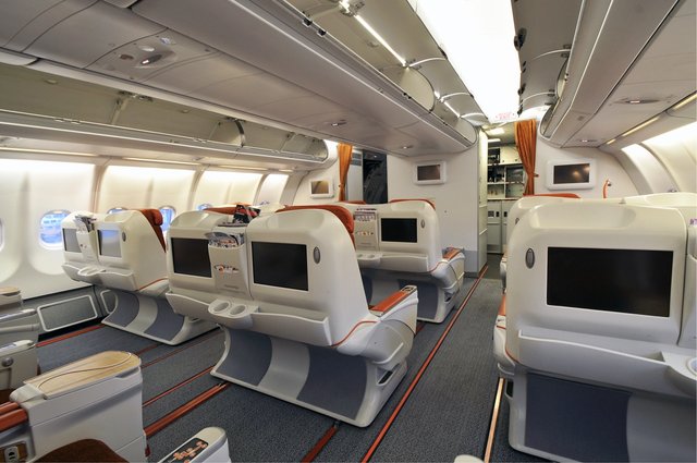 Aeroflot_Airbus_A330_business_class_Petrov.jpg