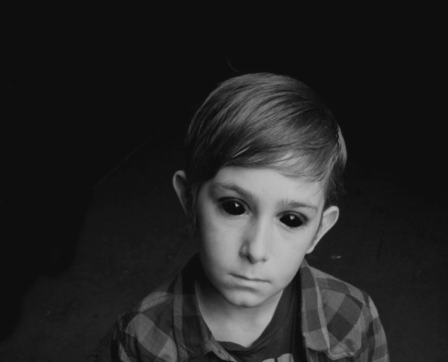 black-eyed-children-750x606.jpg