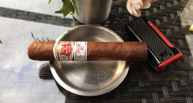 Hoyo_de_Monterrey_Epicure_No_2-main.jpg