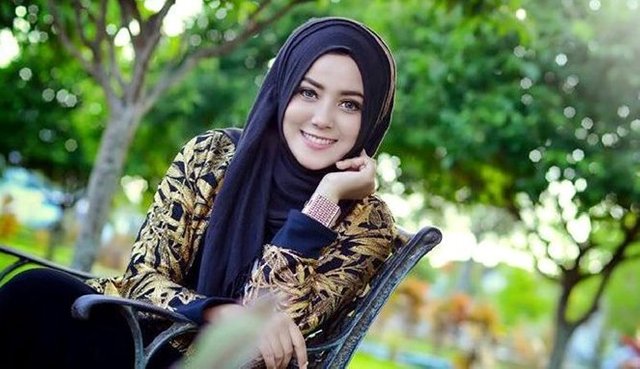 Wanita-Aceh.jpg