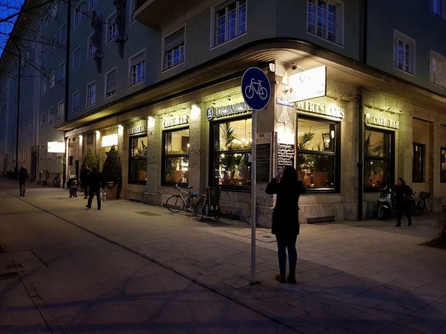 cafe westend outside the metup.jpg