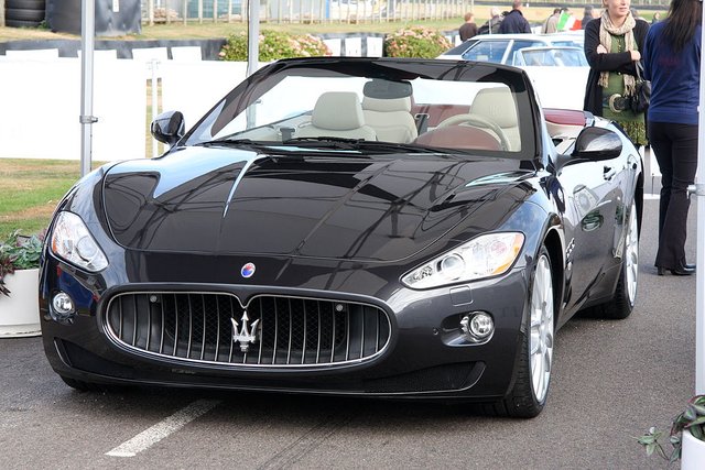 1024px-Maserati_Gran_Cabrio_Goodwood.jpg