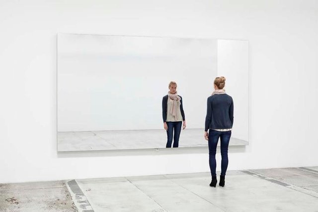 20101104092246_jeppe_hein_mirror_1.jpg