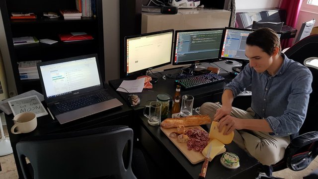 Howo steem hackathon french food.jpg