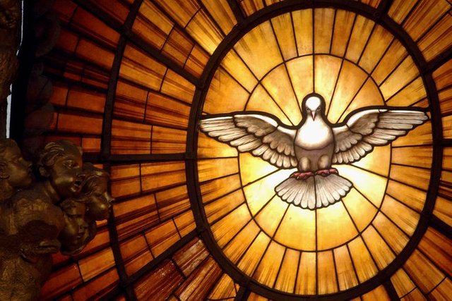 Holy-Spirit-Stained-Glass-Saint-Peters-56a108043df78cafdaa8302b.jpg