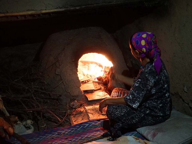 the-mother-taught-me-how-to-cook-a-spiced-tagine-which-we-slowly-heated-over-coals-she-also-showed-me-how-to-make-traditional-bread-and-we-baked-it-in-a-stone-oven-underneath-the-stars.jpg