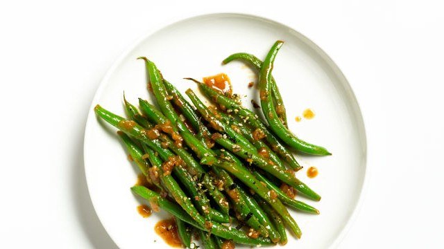 green-beans-with-miso-butter-6461.jpg