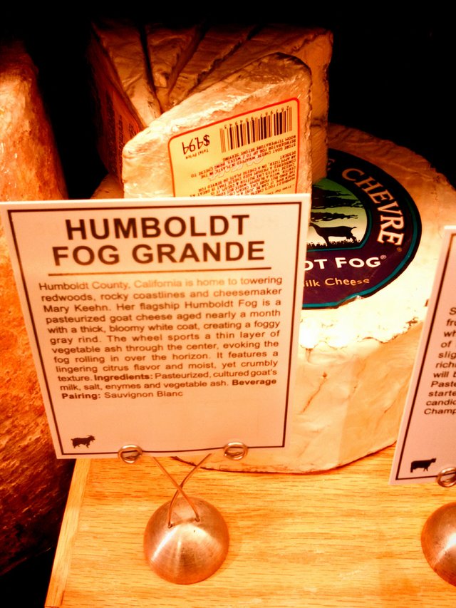 Humboldt Fog Cheese cc allaboutgeorge.jpg